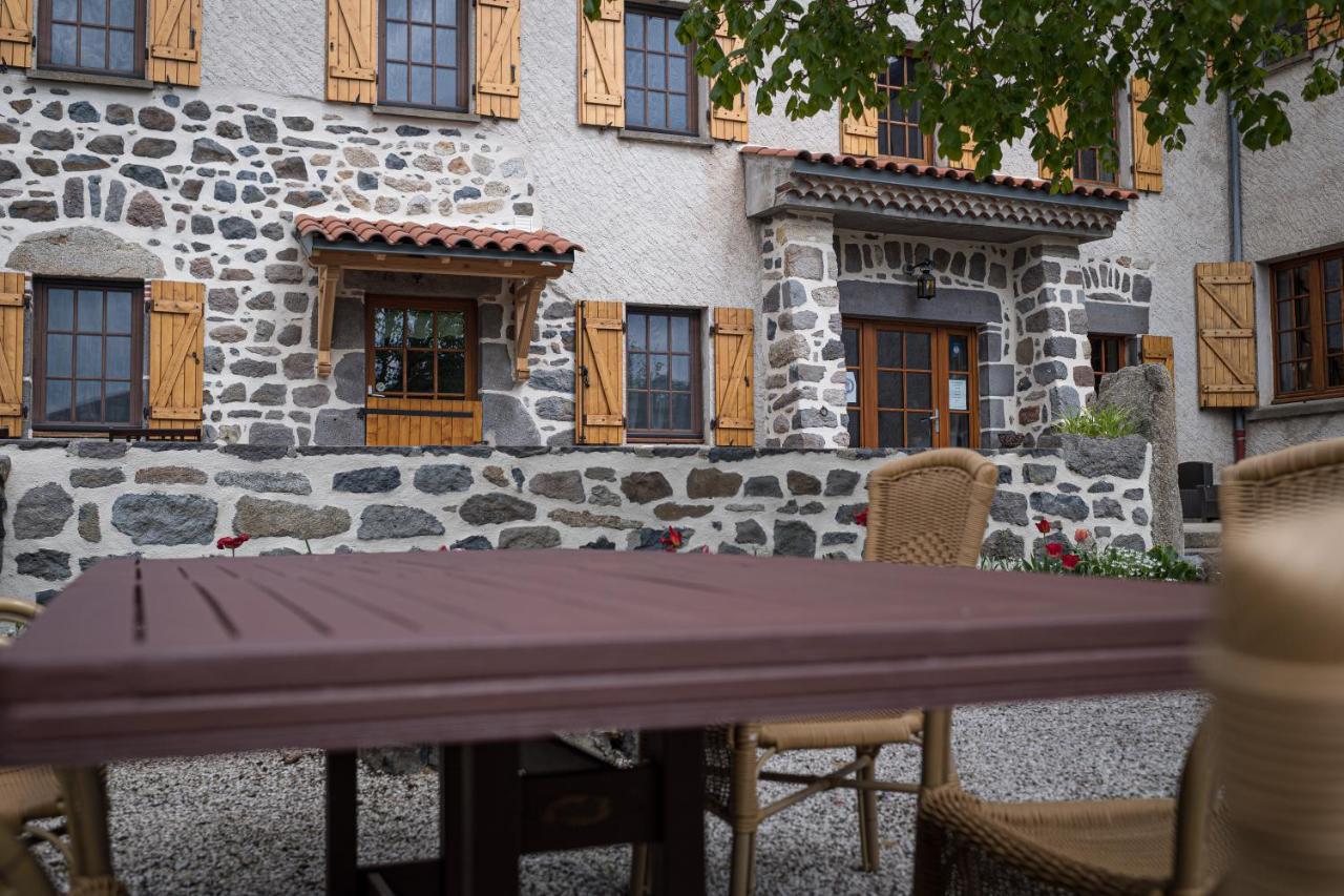 Maison D'Hote La Grange Aux Ayres Olloix Εξωτερικό φωτογραφία